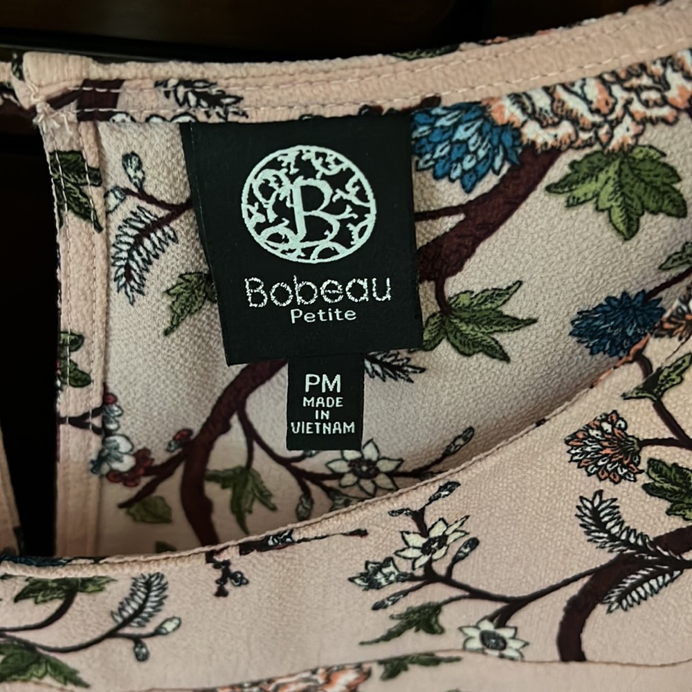 Bobeau Ruffle Top - Picture 5 of 6